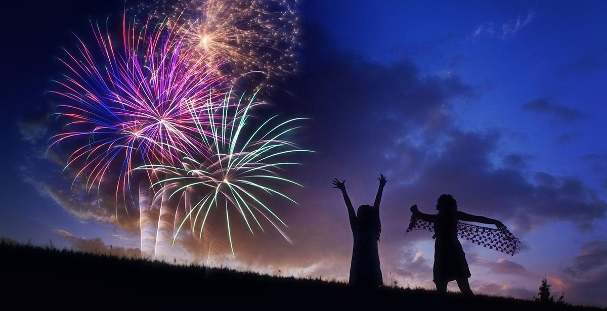 Fuochi d'artificio - Foto di Jill Wellington da Pixabay