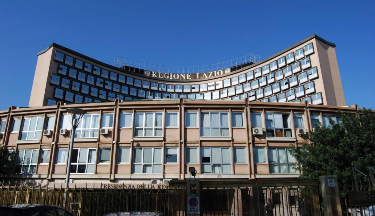 Regione Lazio frontale 