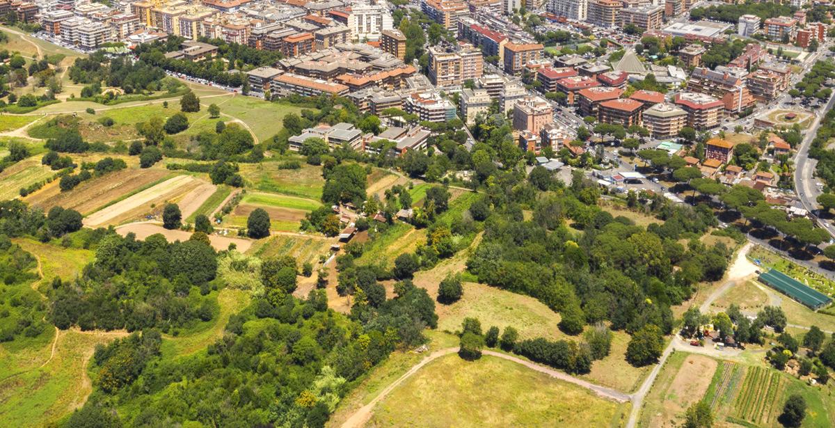 Parco della Caffarella Roma - Foto di Stefano Tammaro da Adobe Stock