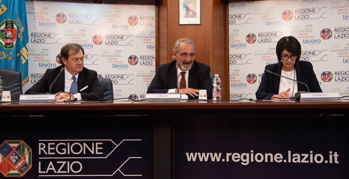 il Presidente della Fondazione Expo Roma 2030 Scaccabarozzi, il Presidente della Regione Lazio Rocca e l'assessore Angelilli durante la conferenza stampa